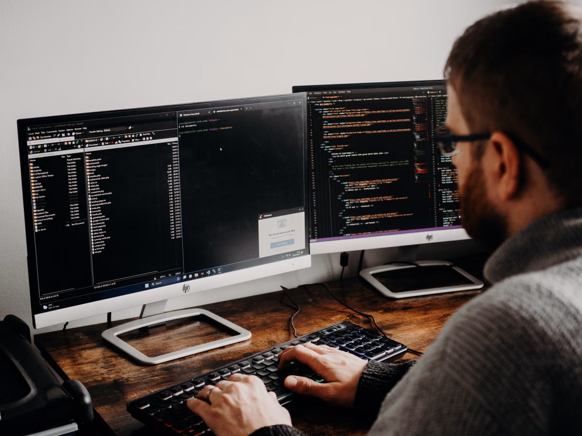 Xcode Cloud vs. Remote-Mac-CI: Entscheidung 2026