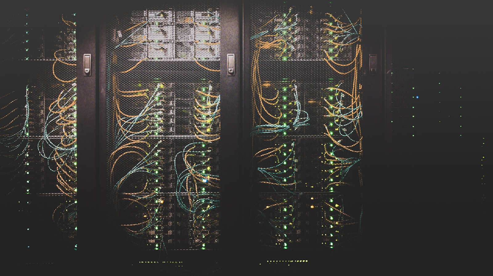 Data center network racks representing cloud Mac connectivity and download stability