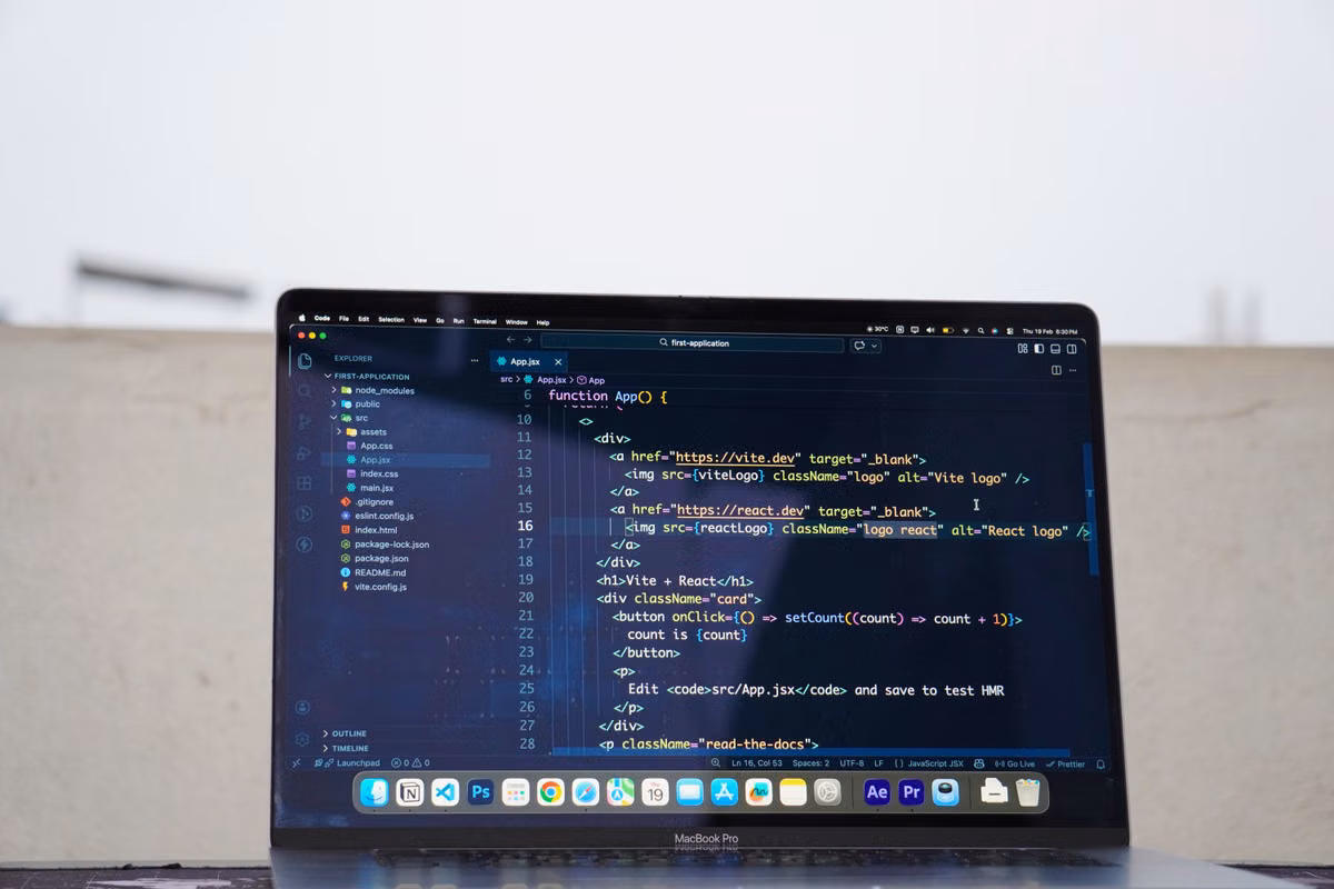 How Much Data Does a Remote Mac Use Per Day? 2026 eSIM Plan Estimate